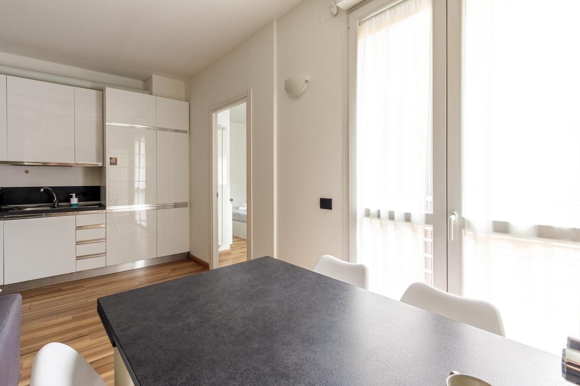 Rentopolis Apartments - Palazzo Candiani Milan Exterior photo